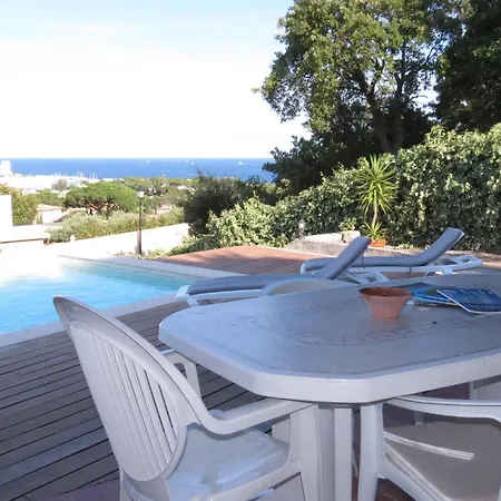 4 Pieces Avec Piscine Privee, - Fr-1-780-94