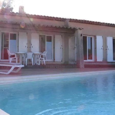 Villa 4 Pieces Avec Piscine Privee, - Fr-1-780-94 *